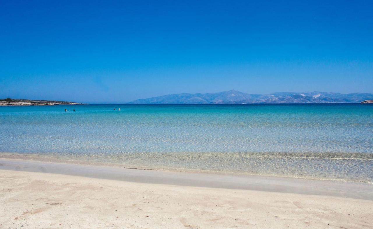 White Rooms Paros ナウサ エクステリア 写真